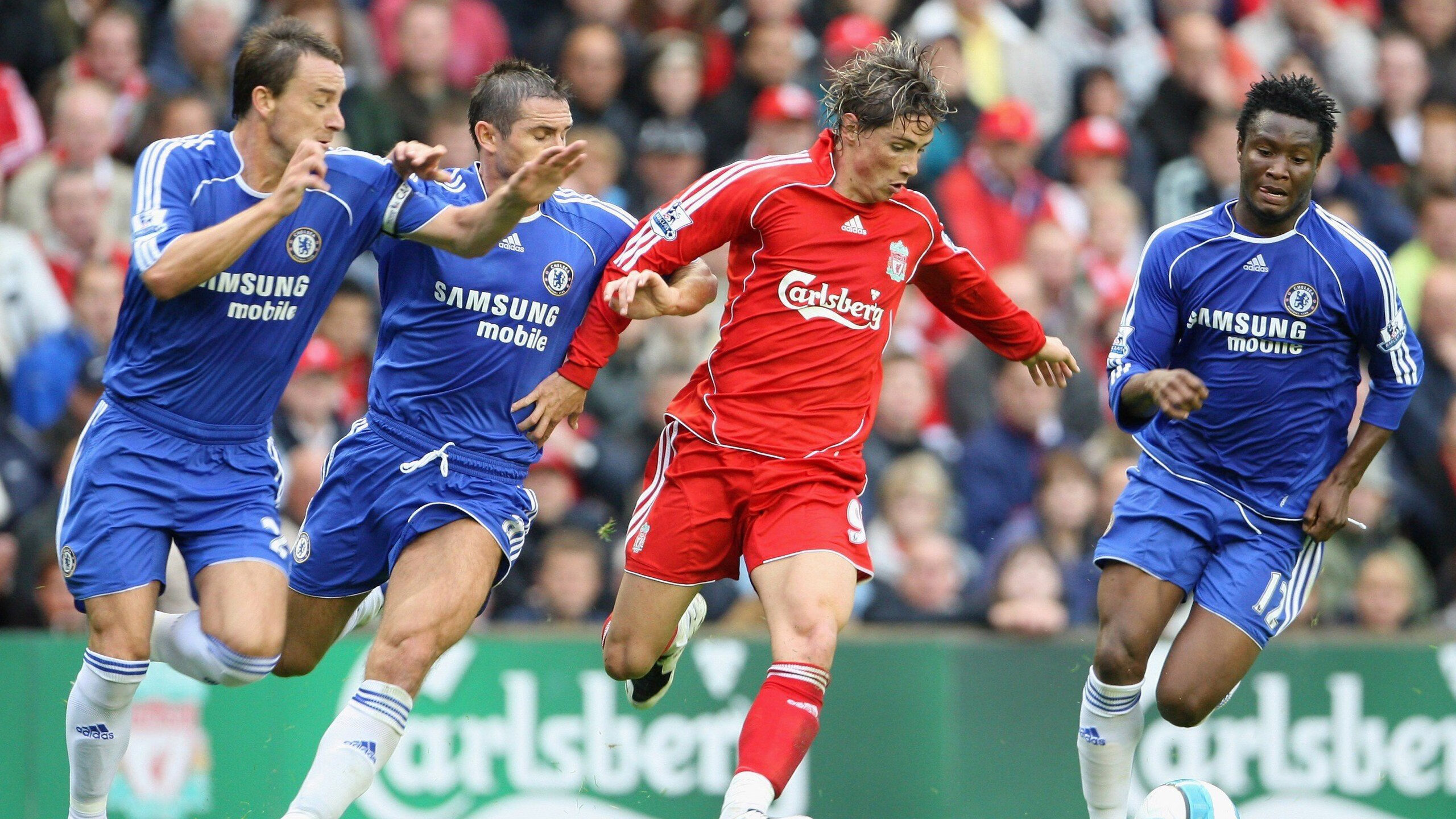 赛道上的逆袭，红牛二队险胜红牛，诺里斯刷新纪录之夜